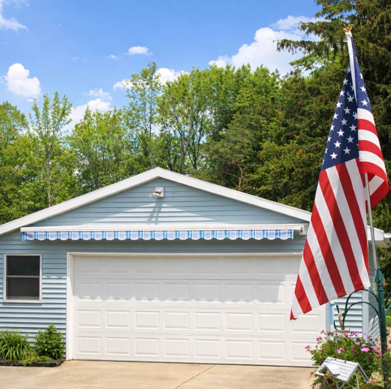 Retractable Awnings Photo 2