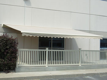 retractable awnings